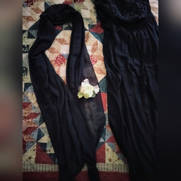 Mother of the Bride or Groom Wedding 💒 Dress - Picture 2 of 5